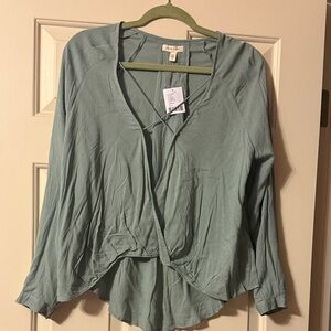 Green Long Sleeve Blouse